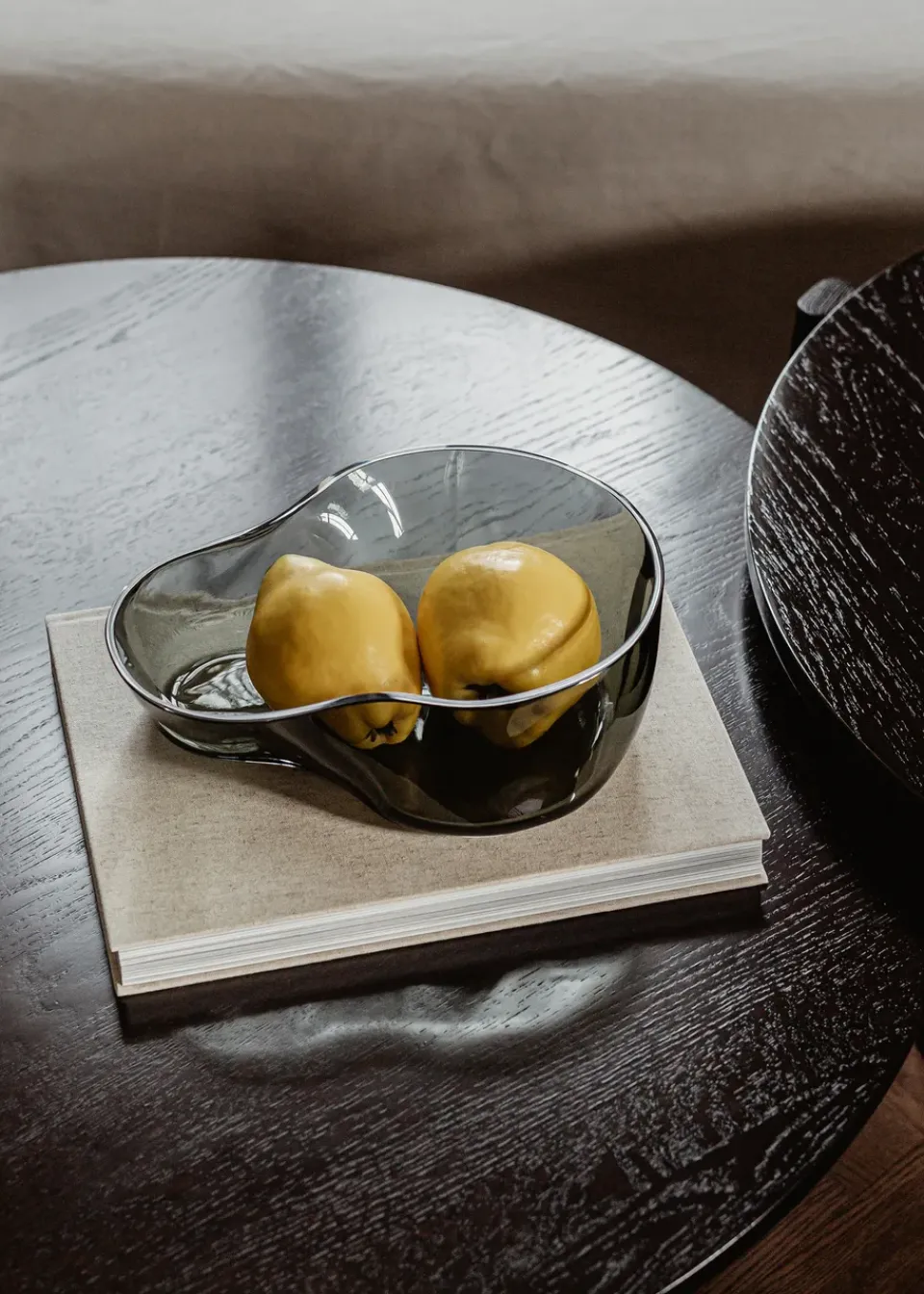 Audo Copenhagen Aer bowl 22x28 cm, Smoke Grey Hot
