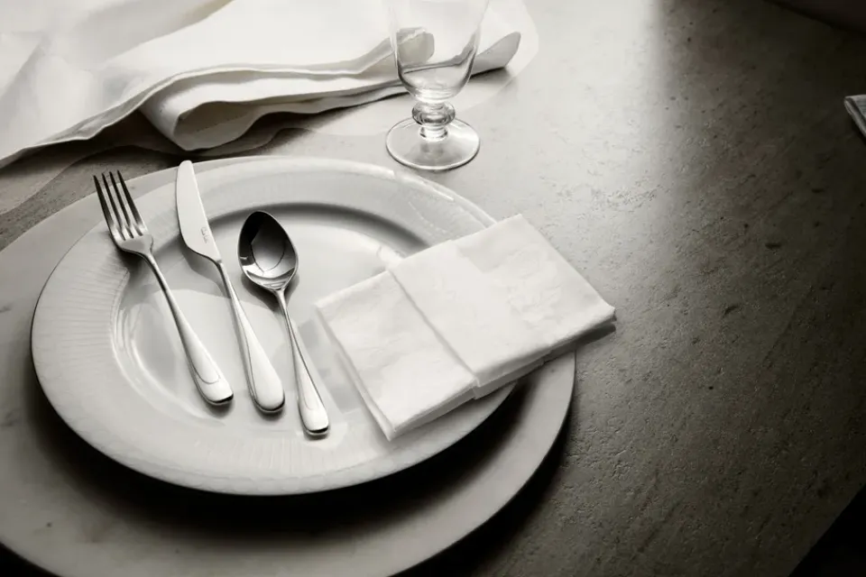 Robert Welch Arden Bright cutlery, 24 pieces Silver-coloured New