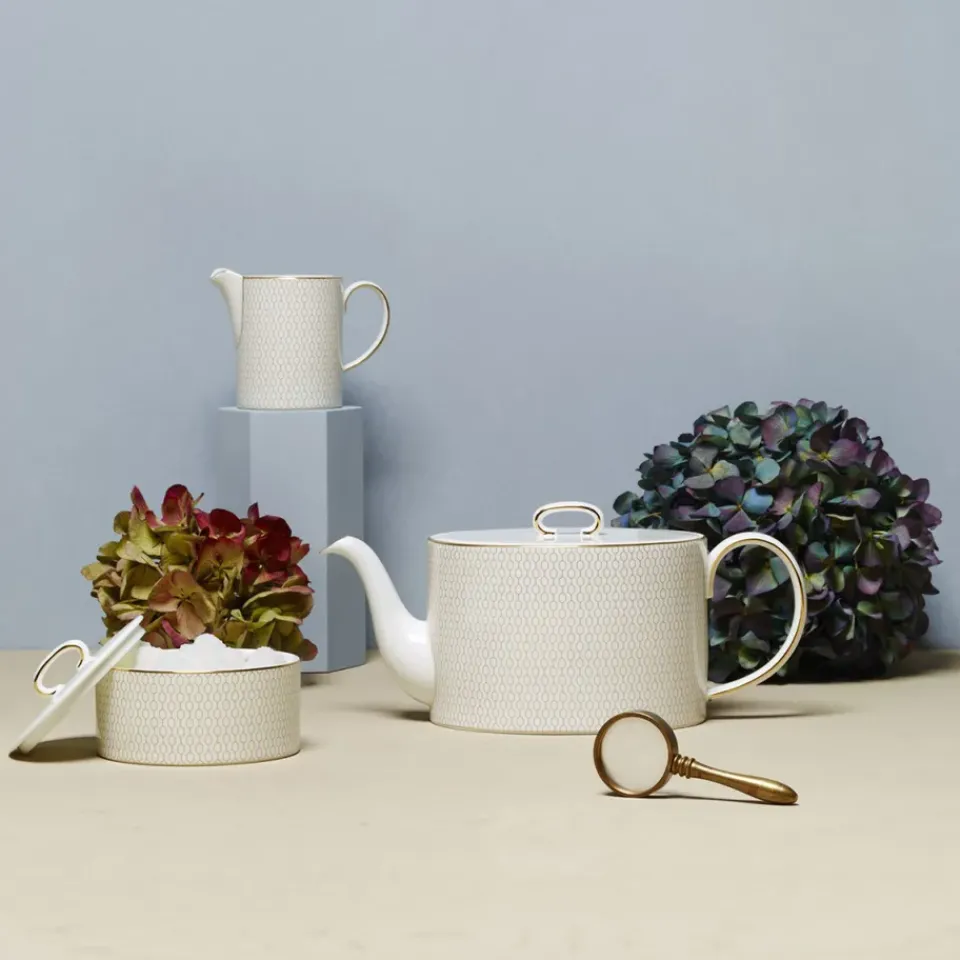 Wedgwood Arris teapot, White Online