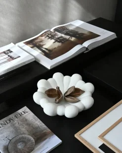 101 Copenhagen Bloom Tray bowl medium Ø28.5 cm, Bone White Clearance