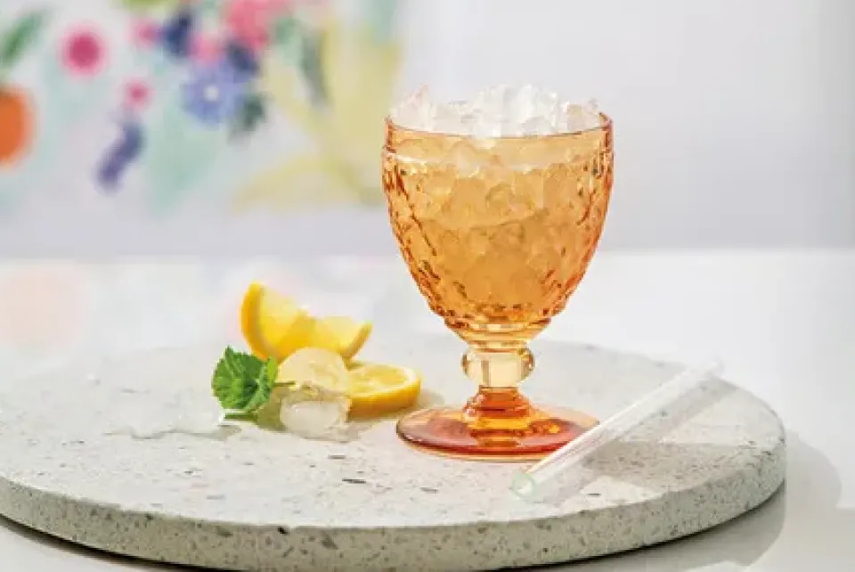 Villeroy & Boch Boston white wine glass 12.5 cl, Saffron Yellow Outlet