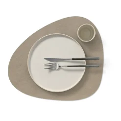 LIND DNA Bull placemat reversible curve L 1 pcs, Warm grey-black GreyBlack Outlet