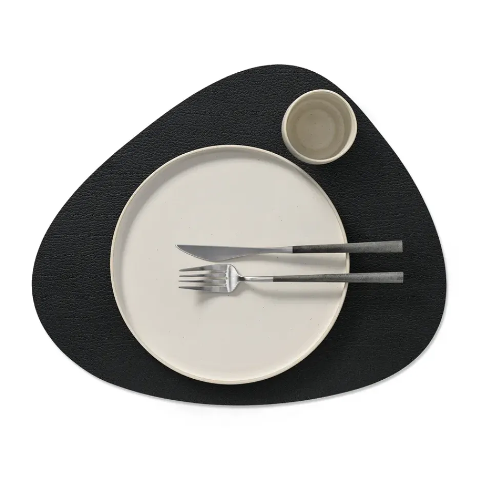LIND DNA Bull placemat reversible curve L 1 pcs, Warm grey-black GreyBlack Outlet