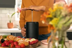 Fellow Clara French press, Black Outlet
