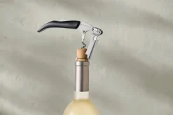 Le Creuset Classic Waiter's Friend corkscrew, Black Best