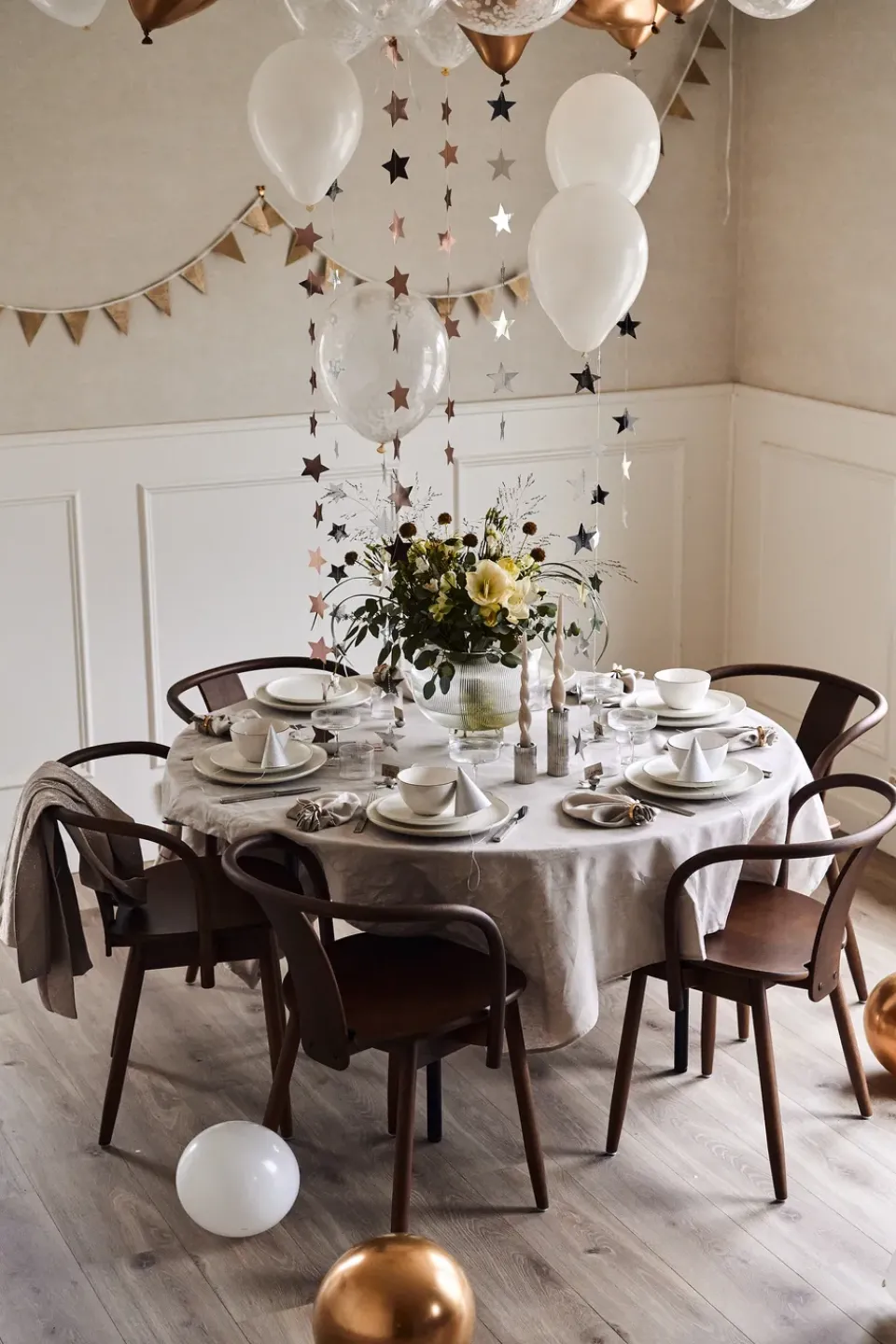 Scandi Living Clean tablecloth 145 x 250 cm, Greige Beige