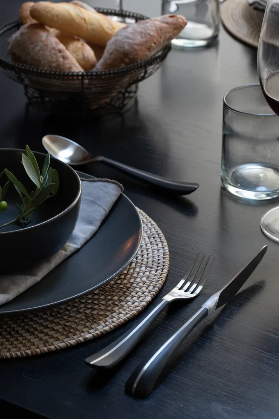 Robert Welch Contour cutlery 24 pieces, black Silver-coloured Best