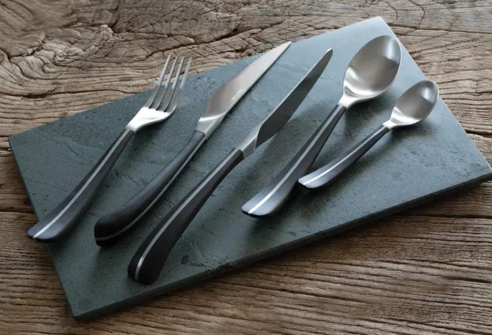 Robert Welch Contour knife, black Silver-coloured