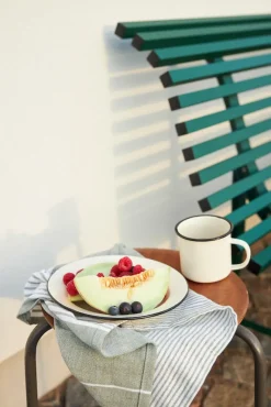 Sagaform Doris enamel plate Ø20 cm, Beige Online