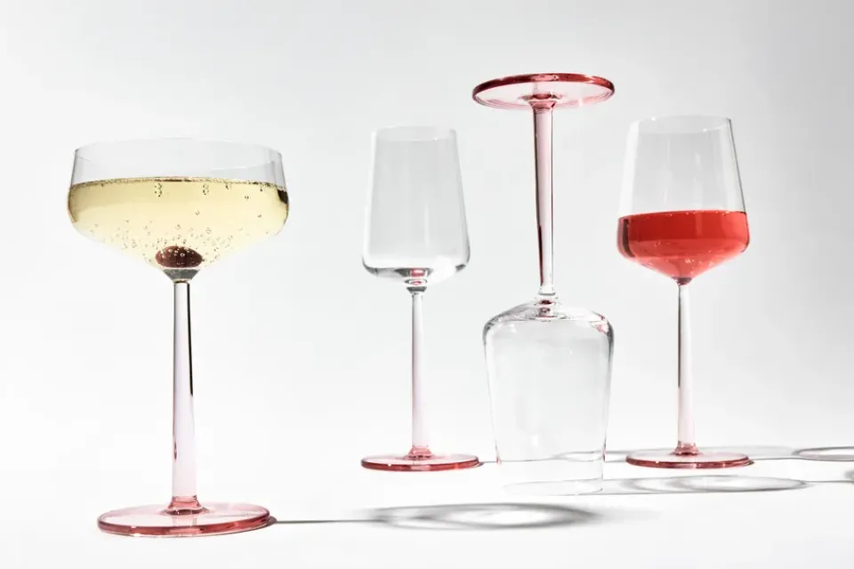 Iittala Essence cocktail glass 2-pack, Rose, 31 cl Pink Clearance
