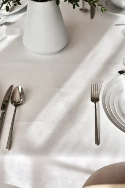 NJRD Geometric tablecloth 147x250 cm, White Online