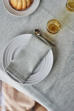 NJRD Geometric tablecloth 147x250 cm, Blue-white BlueWhite Sale