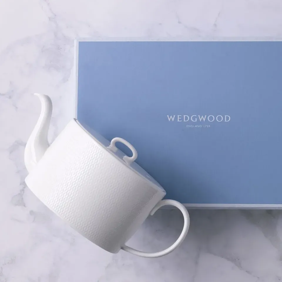 Wedgwood Gio tea saucer, White Clearance