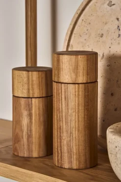 Scandi Living Hollow pepper mill 16 cm, Acacia Brown