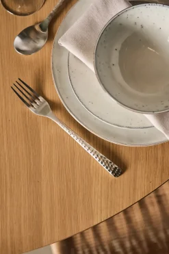 Broste Copenhagen Hune cutlery 16 pcs, Brushed satin hammered Silver-coloured Sale