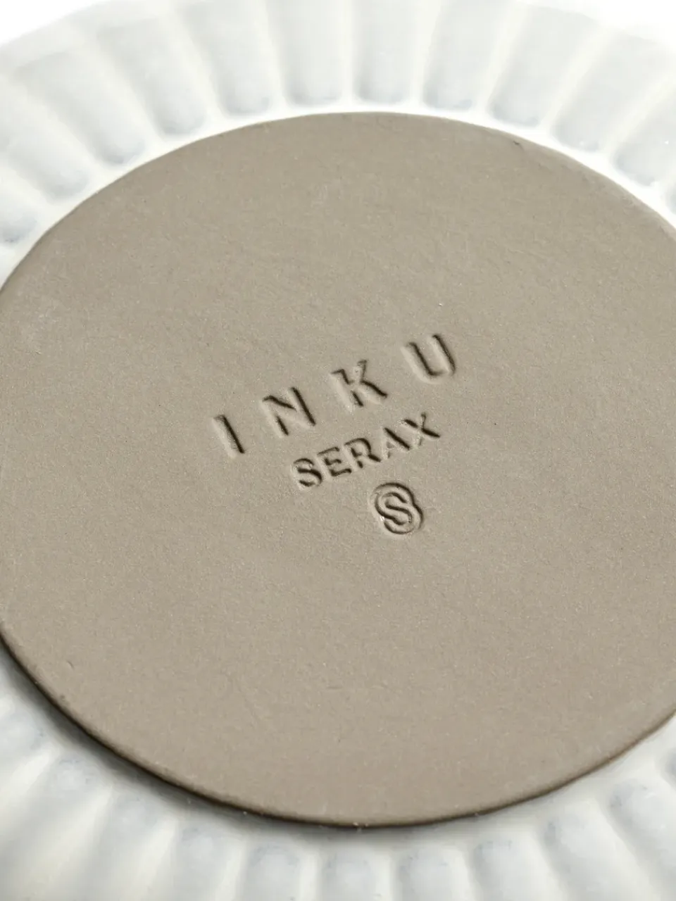Serax Inku high plate M Ø21 cm 2-pack, White