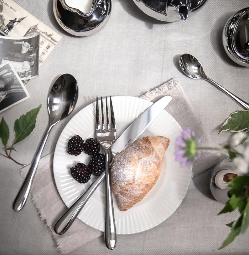 Robert Welch Kingham Bright cutlery, 84 pieces Silver-coloured Best