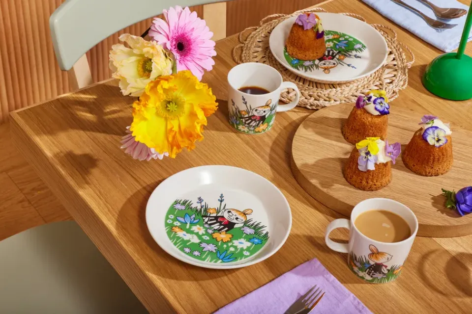 Moomin Arabia Little My and meadow Moomin plate, White- Multi Outlet