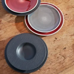 Villeroy & Boch Manufacture Rock deep plate Ø28 cm, Black Clearance