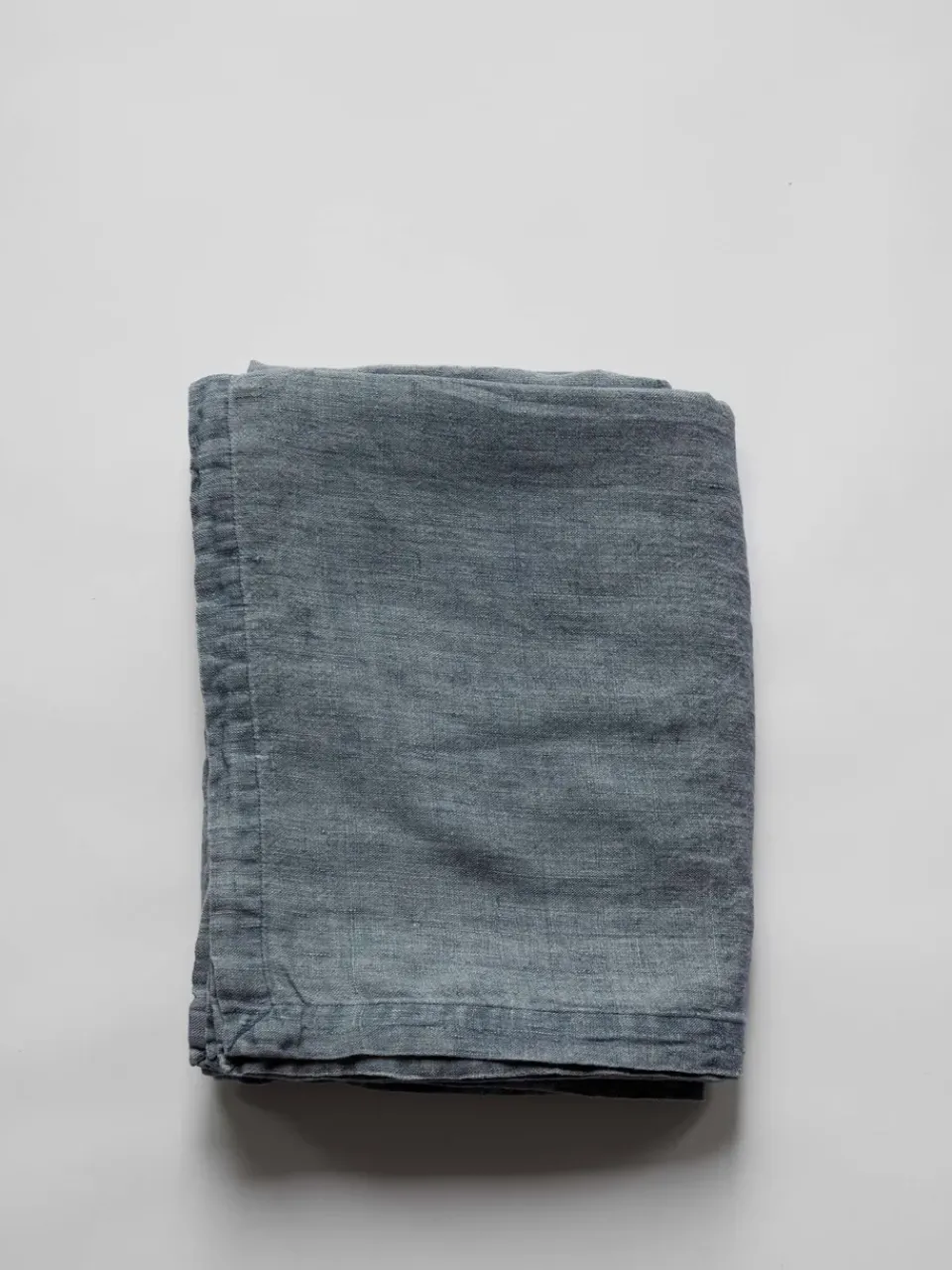 Tell Me More Marion tablecloth linen 145x270 cm, Ocean Blue Clearance