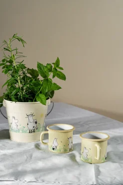 Muurla Moomin enamel mug 25 cl, Meadow Yellow New