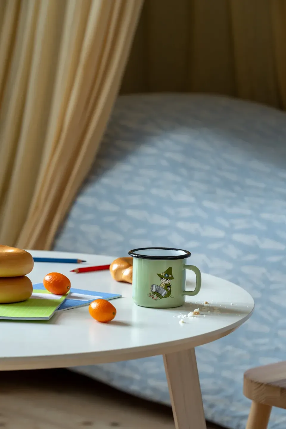 Muurla Moomin enamel mug 2.5 dl, Snufkin Green