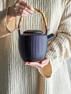 Bloomingville Neri teapot 0.85 L, Black Online