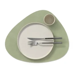 LIND DNA Nupo placemat reversible curve L 1 pc, Dark -olive Green
