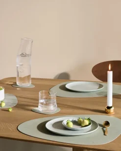LIND DNA Nupo placemat reversible curve L 1 pc, Dark -olive Green