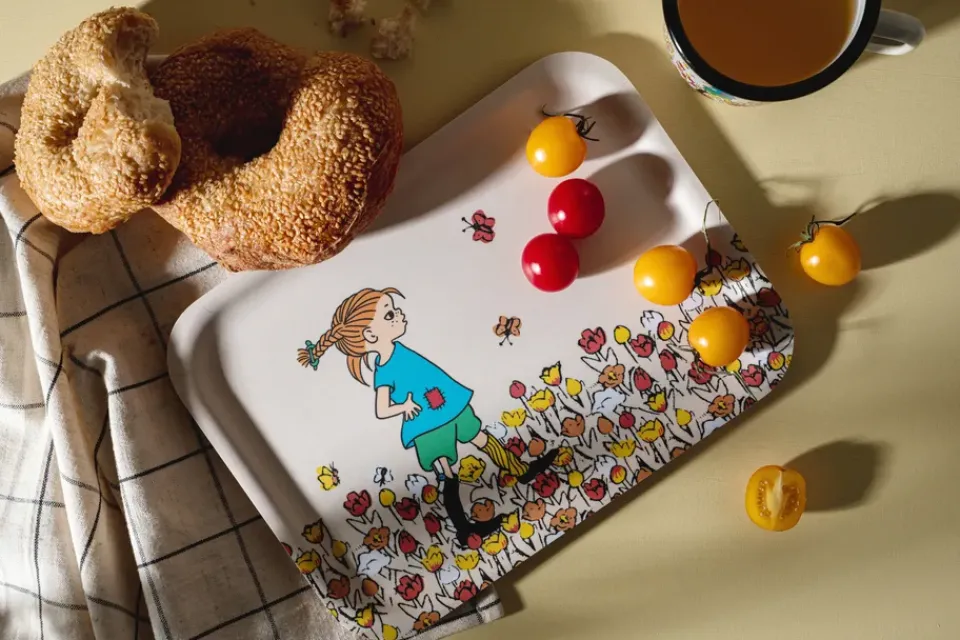 Muurla Pippi tray 20x27 cm, Be More Pippi White New