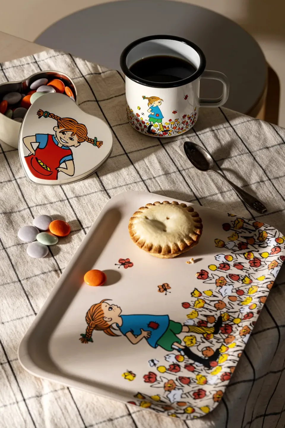 Muurla Pippi tray 20x27 cm, Be More Pippi White New