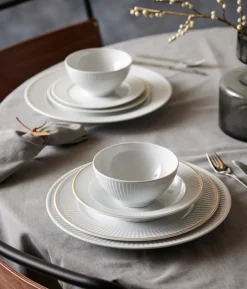 Pillivuyt Plissé deep plate with gold edge Ø22 cm, White WhiteGold-coloured Best