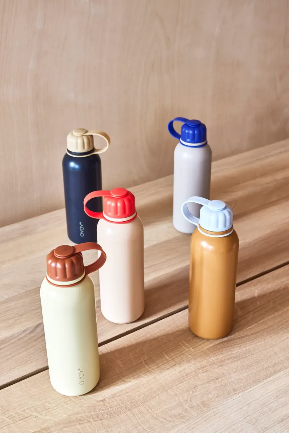 OYOY Pullo water bottle 52 cl, Anthracite-Camel BlackBeige Sale