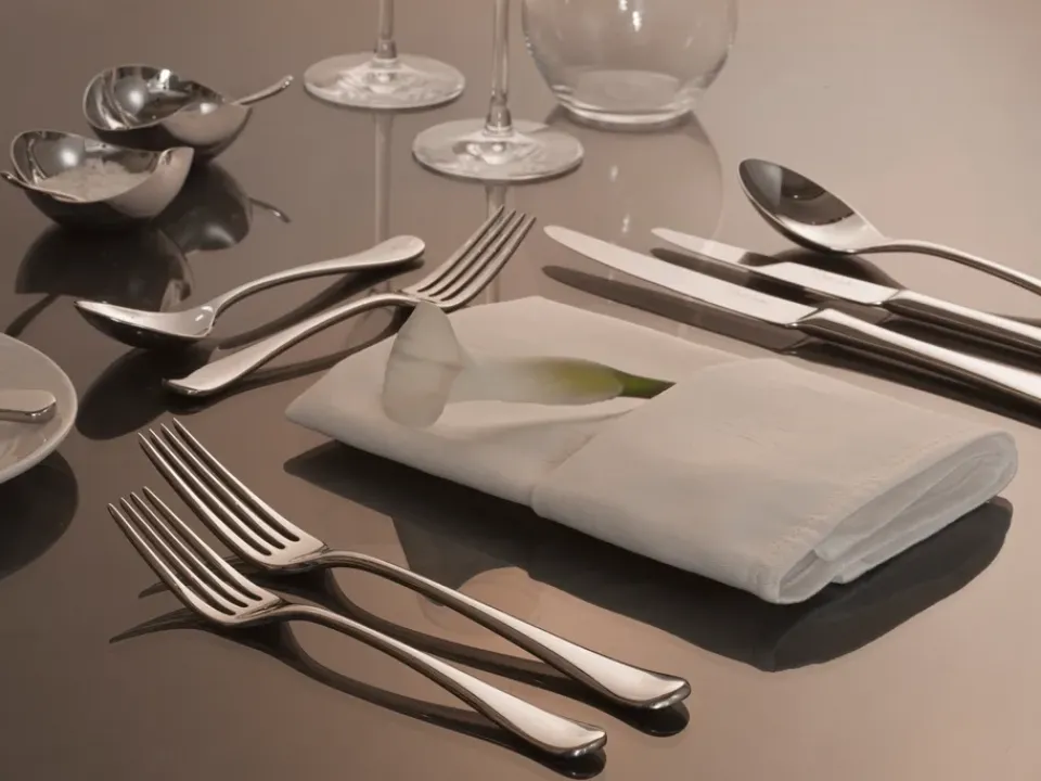 Robert Welch Radford cutlery mirror, 42 pieces Silver-coloured Outlet