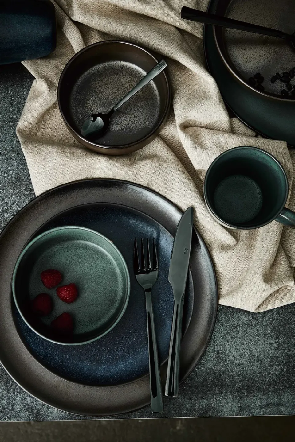 Aida Raw cutlery 24 pieces, Black New