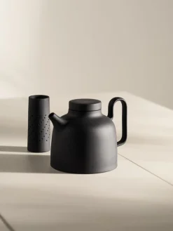 Design House Stockholm Sand teapot 65 cl, clay Black Sale