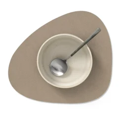 LIND DNA Serene placemat curve S 24x28 cm, Mole Grey New