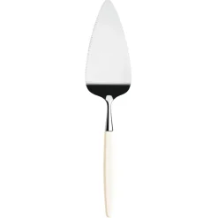 Skaugum of Norway Skaugum cake slice, Pure White Hot