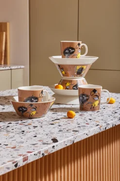 Moomin Arabia Stinky in action Moomin bowl, Brown
