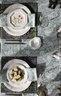 Ekelund Linneväveri Strawberry Thief table runner 50x150 cm, Green Discount