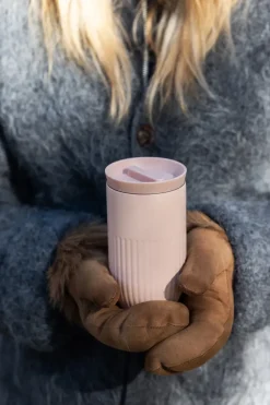 Sagaform Tova car mug thermos mug 32 cl, Pantone Pink Online