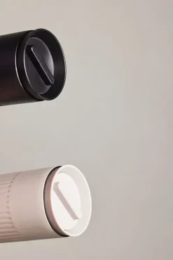 Sagaform Tova car mug thermos mug 32 cl, Beige Online
