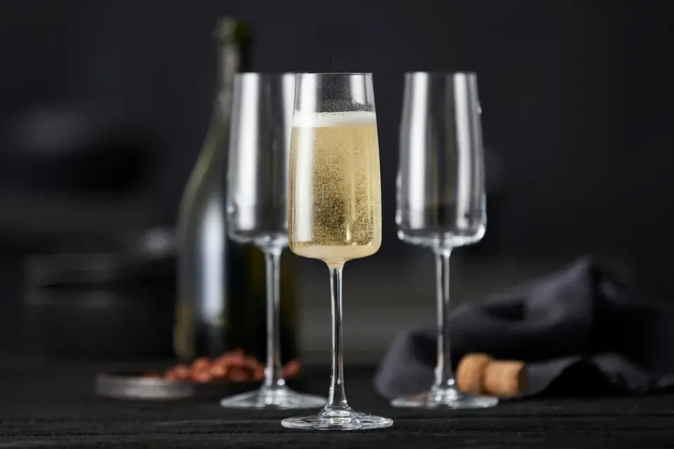 Lyngby Glas Zero champagne glass 30 cl 4-pack, Crystal Transparent Outlet